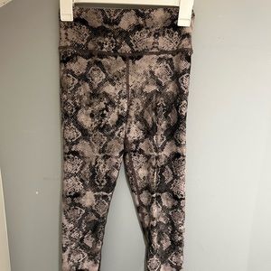Womens Small snake print leggings